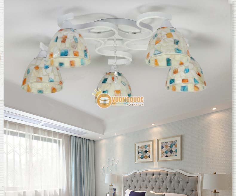 Đèn ốp trần trang trí tông trắng sang trọng YB424-4